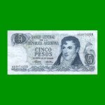 PESOS LEY 18.188 $5,00, BOT 2331, AÑO 1975, ESTADO MUY BUENO .-