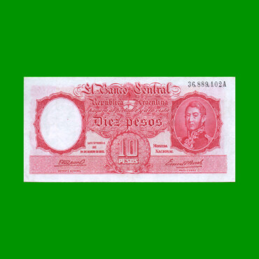 MONEDA NACIONAL $10,00, BOT 1930a, FIRMA ROJA, AÑO 1945, ESTADO EXCELENTE.-
