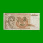 BILLETE DE YUGOSLAVIA 100 DINARA, PICK 105a, AÑO 1990 ESTADO BUENO+ .-