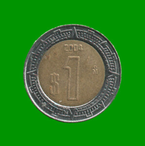 MONEDA DE MEXICO 1 PESO, BIMETALICA, AÑO 2004, ESTADO USADA.-