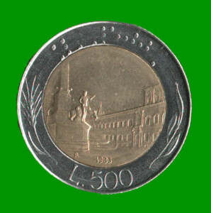 MONEDA DE ITALIA 500 LIRAS, AÑO 1983, BIMETALICA, ESTADO USADA.-