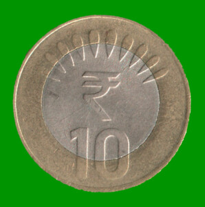 MONEDA DE INDIA 10 RUPIAS, AÑO 2016, BIMETALICA, ESTADO USADA.-