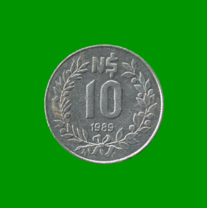 MONEDA DE URUGUAY  10 NUEVOS PESOS, AÑO 1989, ESTADO USADA.-