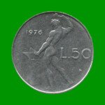 MONEDA DE ITALIA 50 LIRAS, AÑO 1976, ESTADO USADA.-