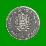 MONEDA DE VENEZUELA 1 BOLIVAR, AÑO 1977, ESTADO USADA.-