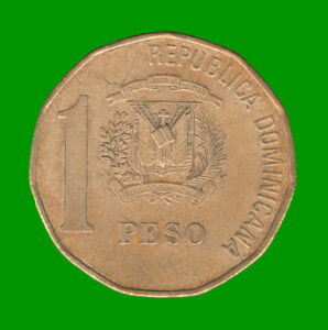 MONEDA DE REPUBLICA DOMINICA 1 PESO, AÑO 1997, ESTADO USADA.-