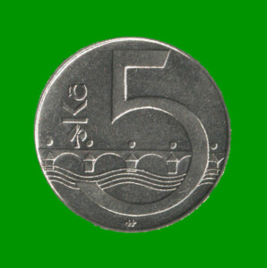 MONEDA DE REPUBLICA CHECA 5 CORONAS, AÑO 2006, ESTADO USADA.-