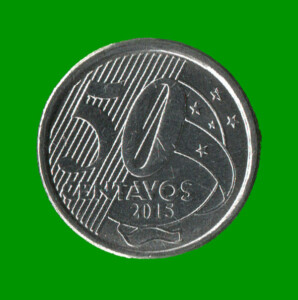 MONEDA DE BRASIL 50 CENTAVOS, AÑO 2015, ESTADO USADA.-