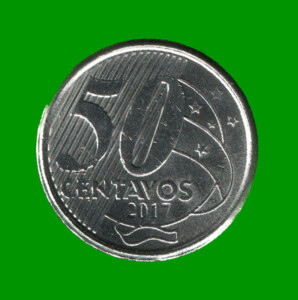 MONEDA DE BRASIL 50 CENTAVOS, AÑO 2017, ESTADO USADA.-