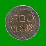 MONEDA DE COLOMBIA $ 500 PESOS, BIMETALICA, AÑO 2011, ESTADO USADA.-