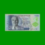 BILLETE DE MAURICIO 50 RUPIAS, POLYMERO, PICK 65, AÑO 2013 ESTADO SIN CIRCULAR.-
