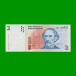 PESOS CONVERTIBLES 2do DISEÑO $2,00, BOT 3217, AÑO 2004, ESTADO EXCELENTE+.-