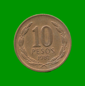 MONEDA DE CHILE 10 PESOS,  AÑO 1982, ESTADO USADA.-