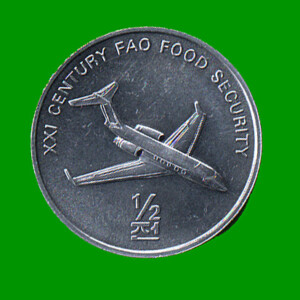 MONEDA DE COREA DEL NORTE 1/2 CHON, AÑO 2002, ESTADO USADA.-